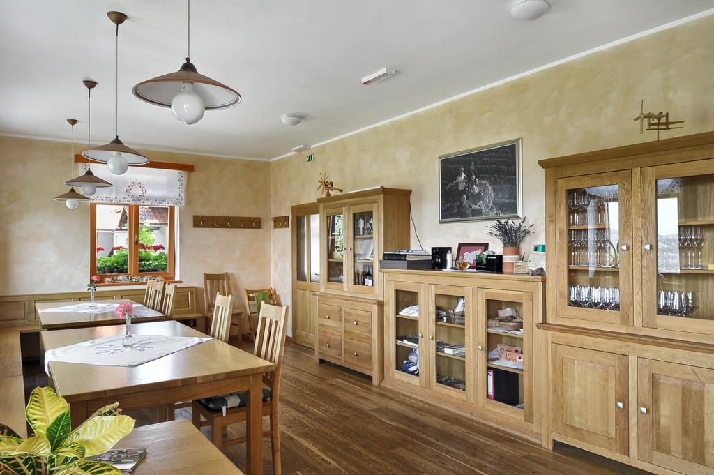 Farm Stay Jarc Vineyard Svečina エクステリア 写真